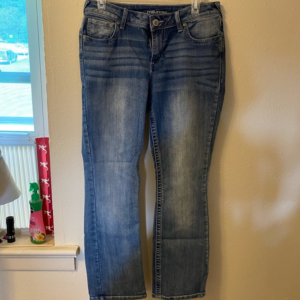Maurice’s bootcut jeans. Size 6 short